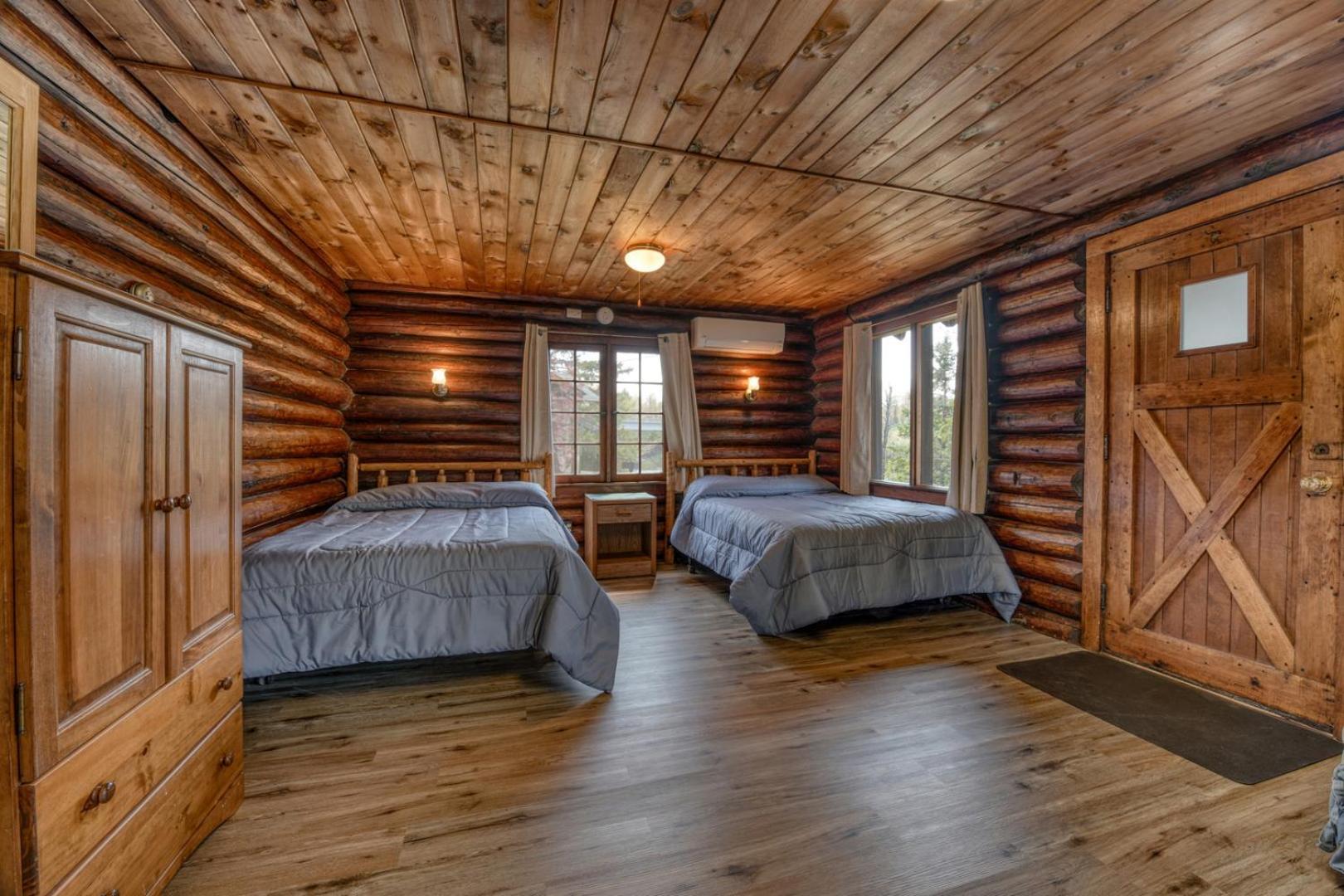 Edgewater Resort Iron Mountain Eksteriør billede